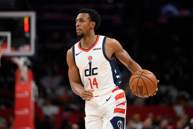 郭艾伦9中0广州负吉林 姜伟泽23分琼斯23+13